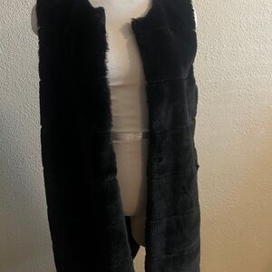 La Fiorentina black faux fur vest
